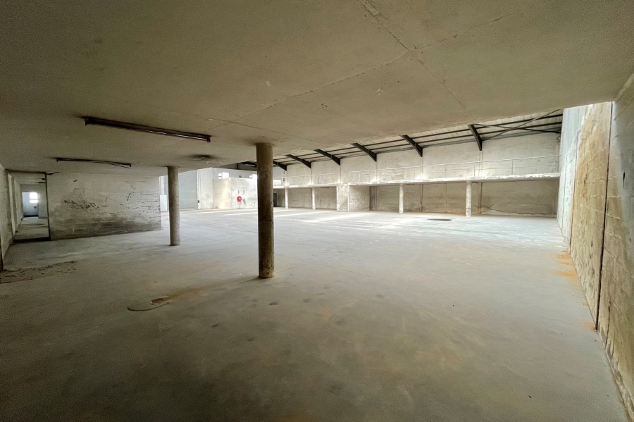 Commercial Property for Sale in Racing Park Western Cape